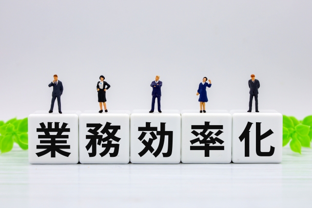 令和7年度 業務効率化システム導入助成金でAIの導入やLステップ導入